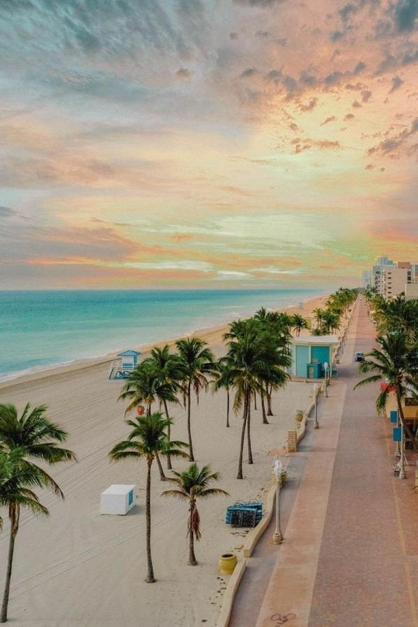 Christmas Retreat Walk To Dania Beach Pool Ngoại thất bức ảnh